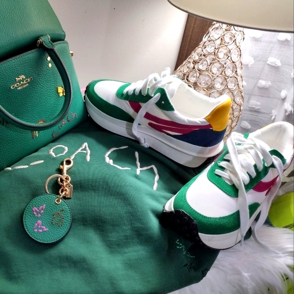 Steve Madden gym shoes